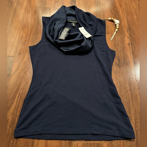 NWT Passporter Sleeveless Women’s Top Navy size XS White House Black Market - Picture 3 of 4
